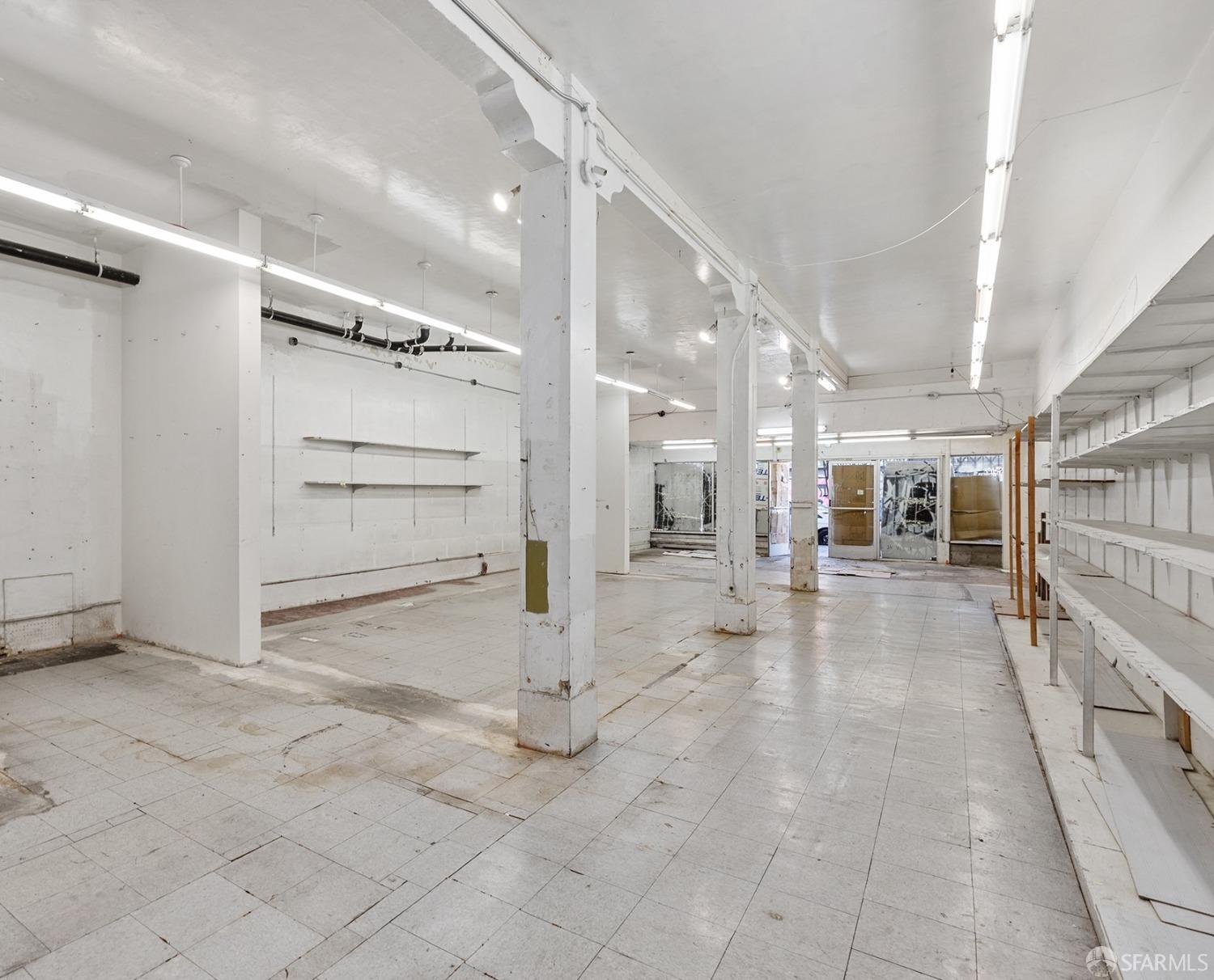 2317 Mission Street - Photo 2