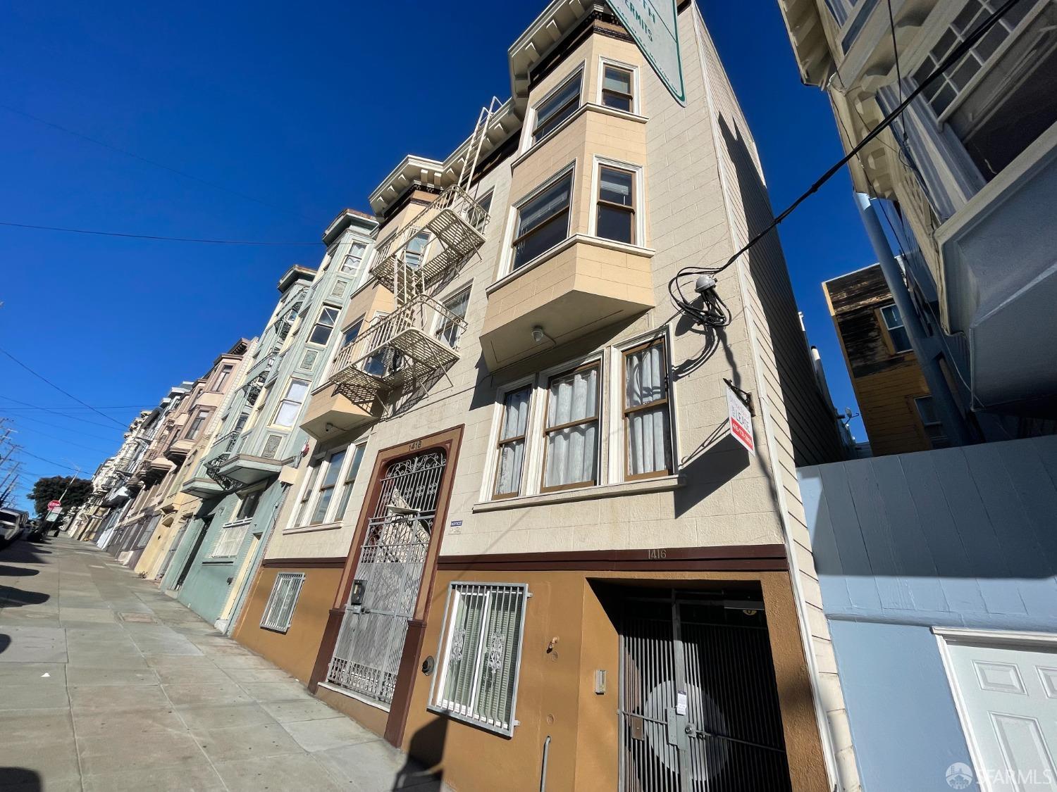 1416 Larkin Street #B - Photo 2