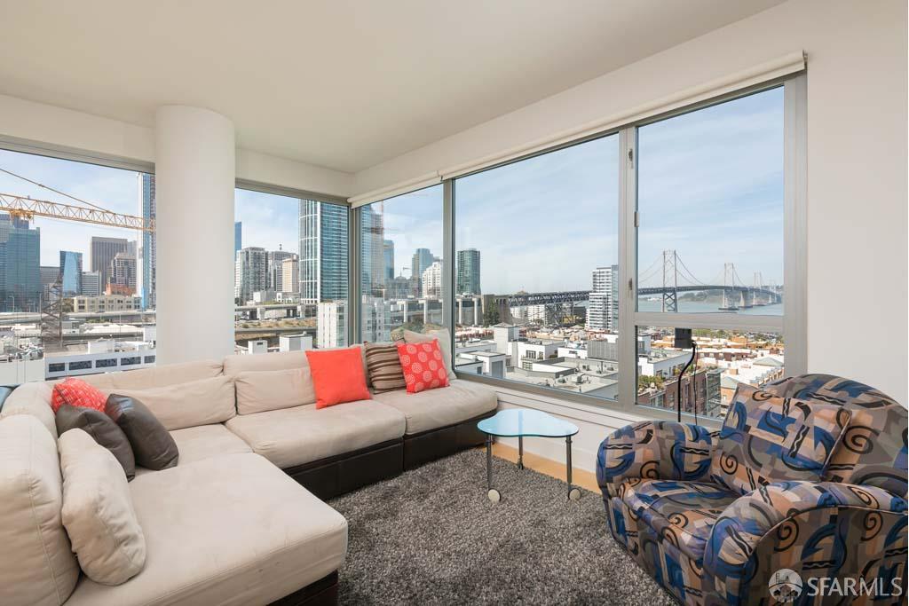 239 Brannan Street #14A - Photo 3