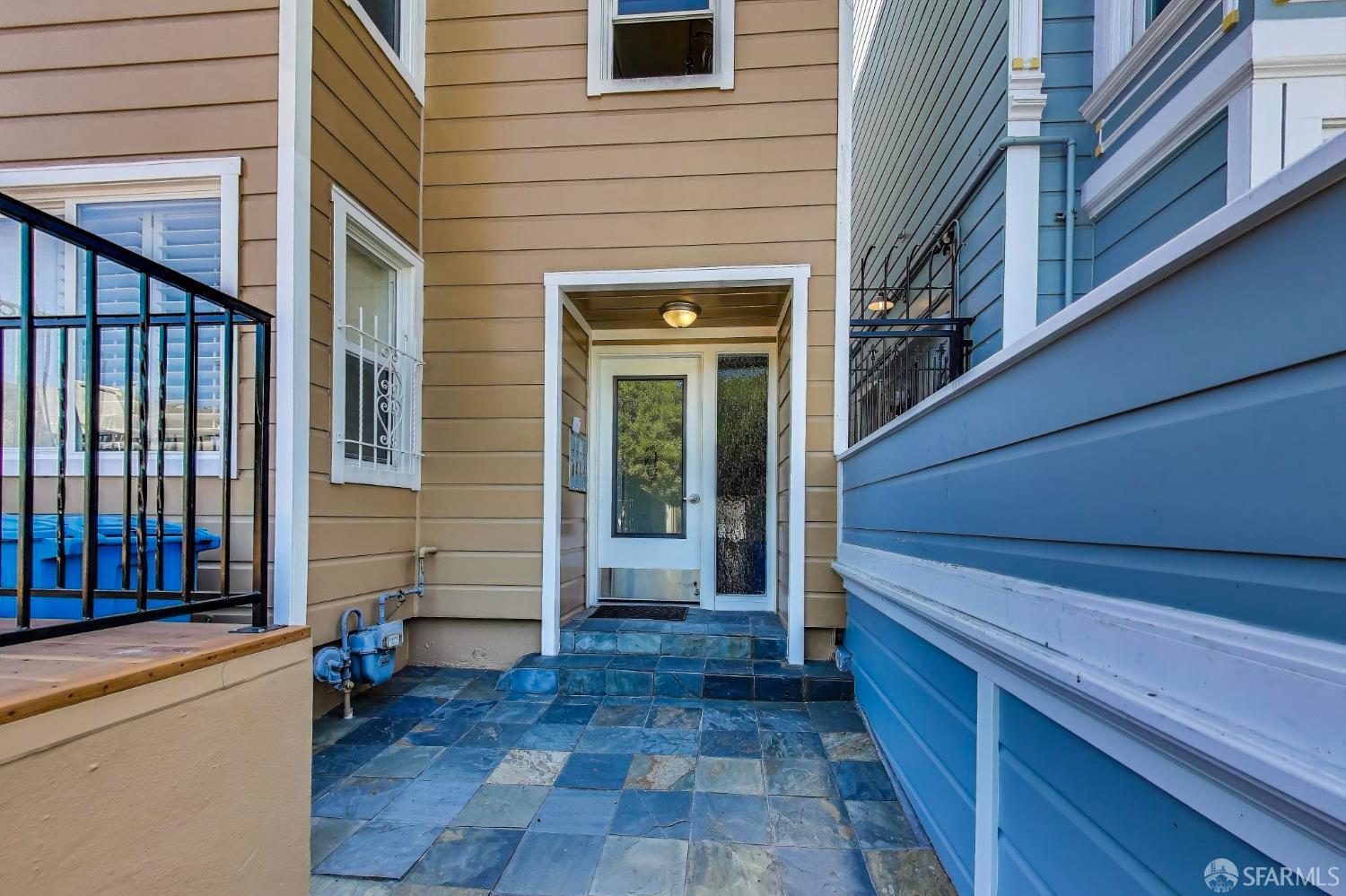 1623 Vallejo Street - Photo 2