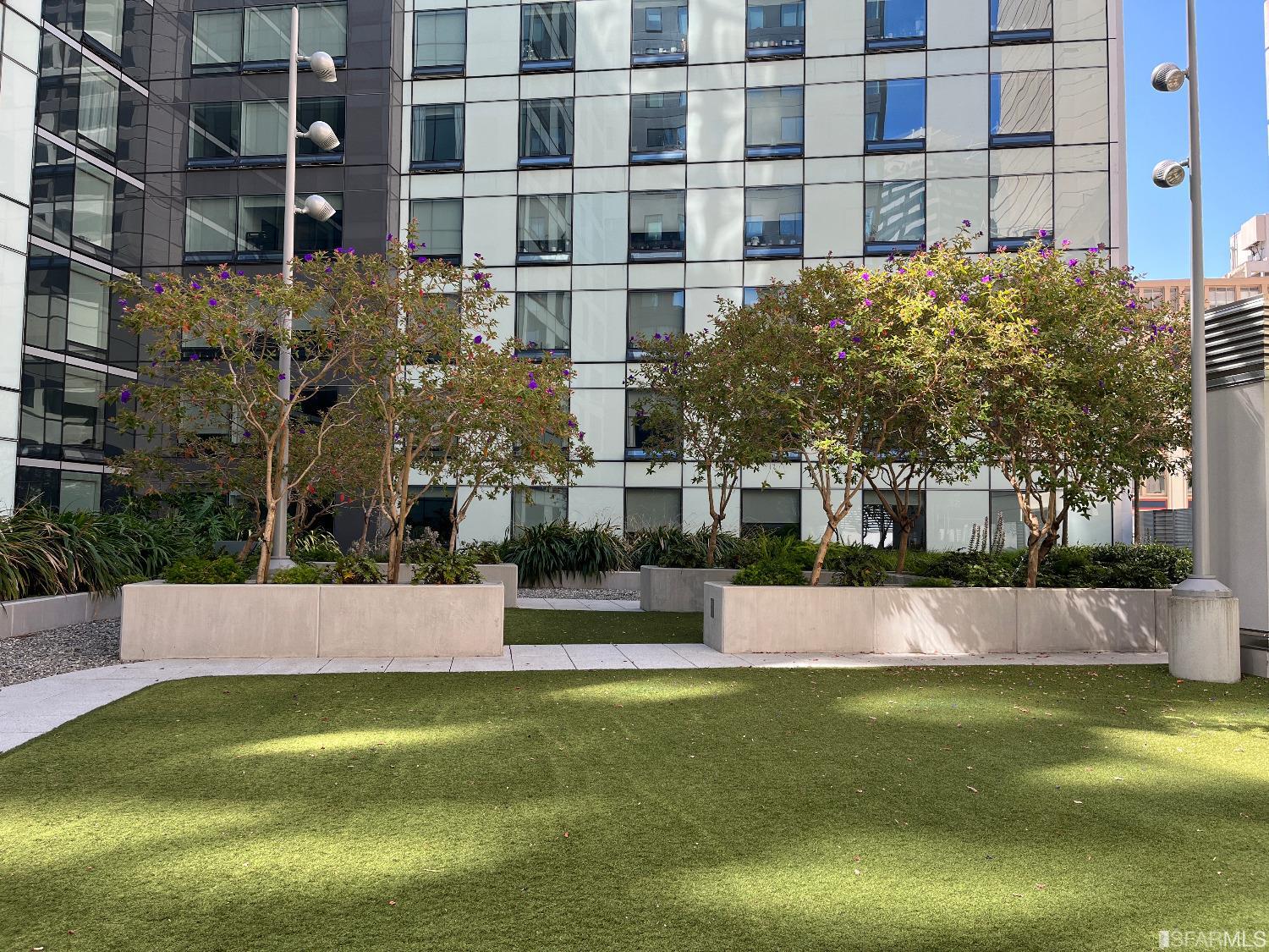 1400 Mission Street #709 - Photo 4