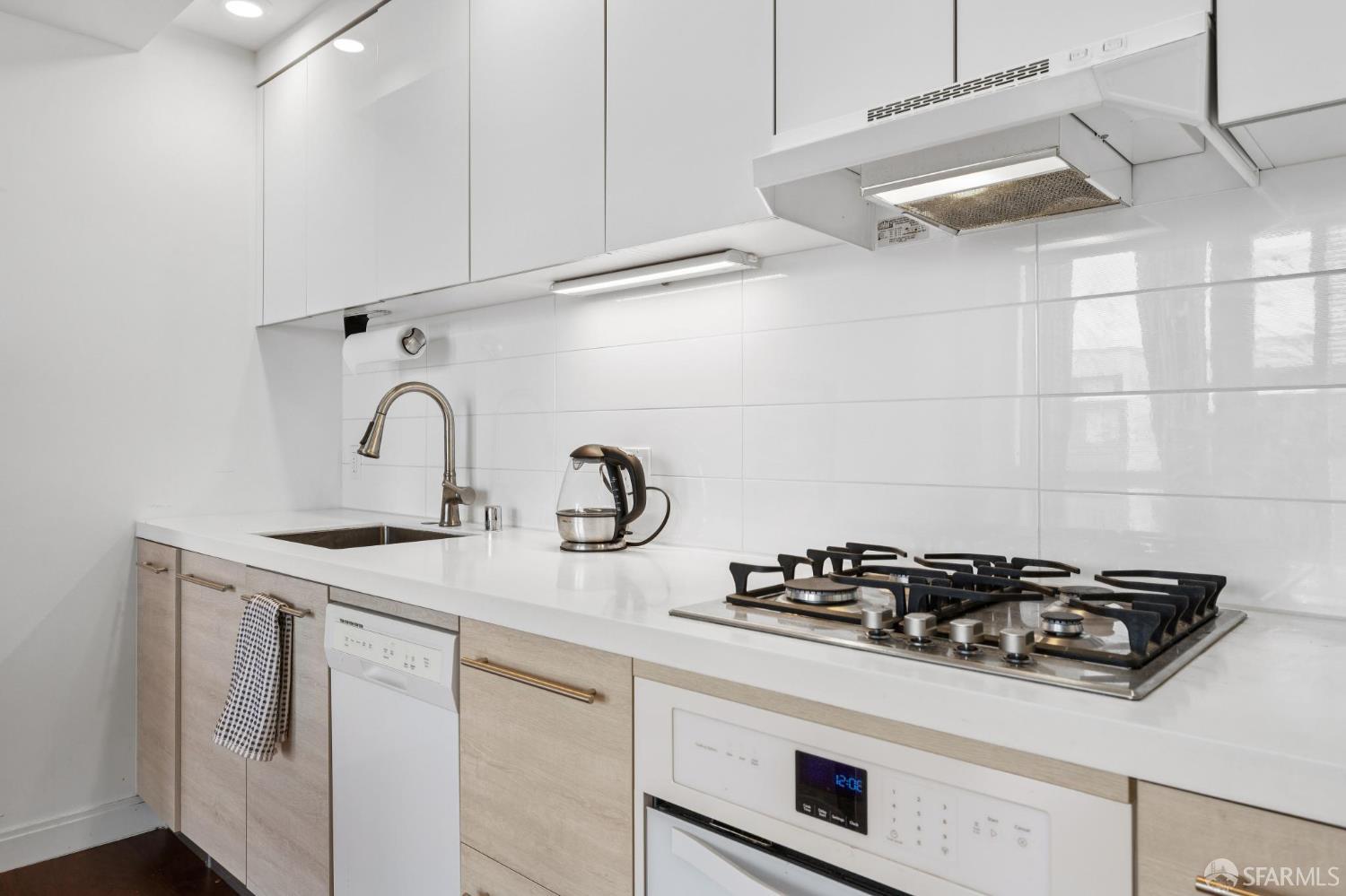 555 Fulton Street #209 - Photo 3