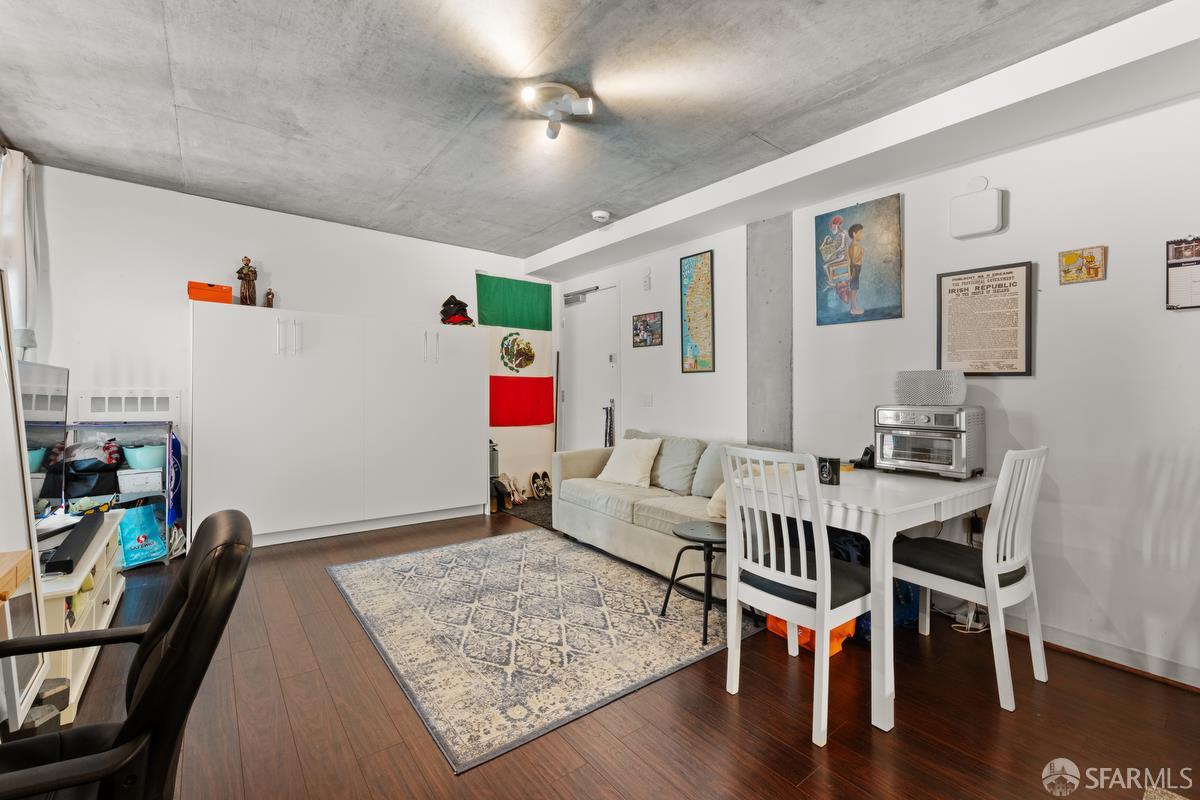 8 Octavia Boulevard #407 - Photo 4