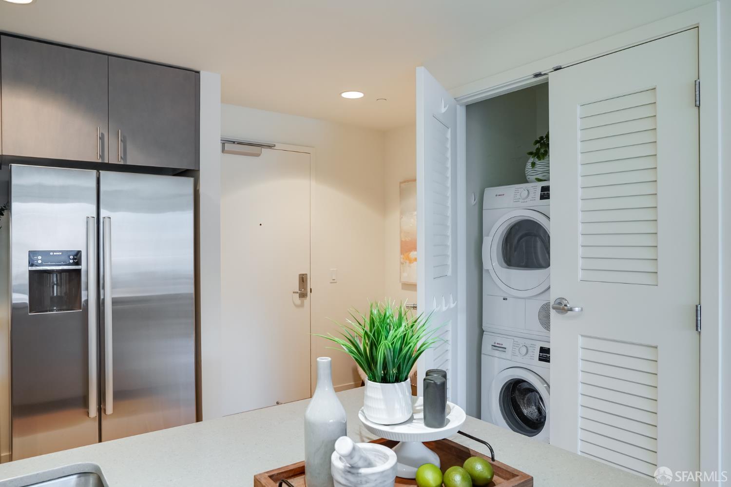 52 Innes Court #305 - Photo 4