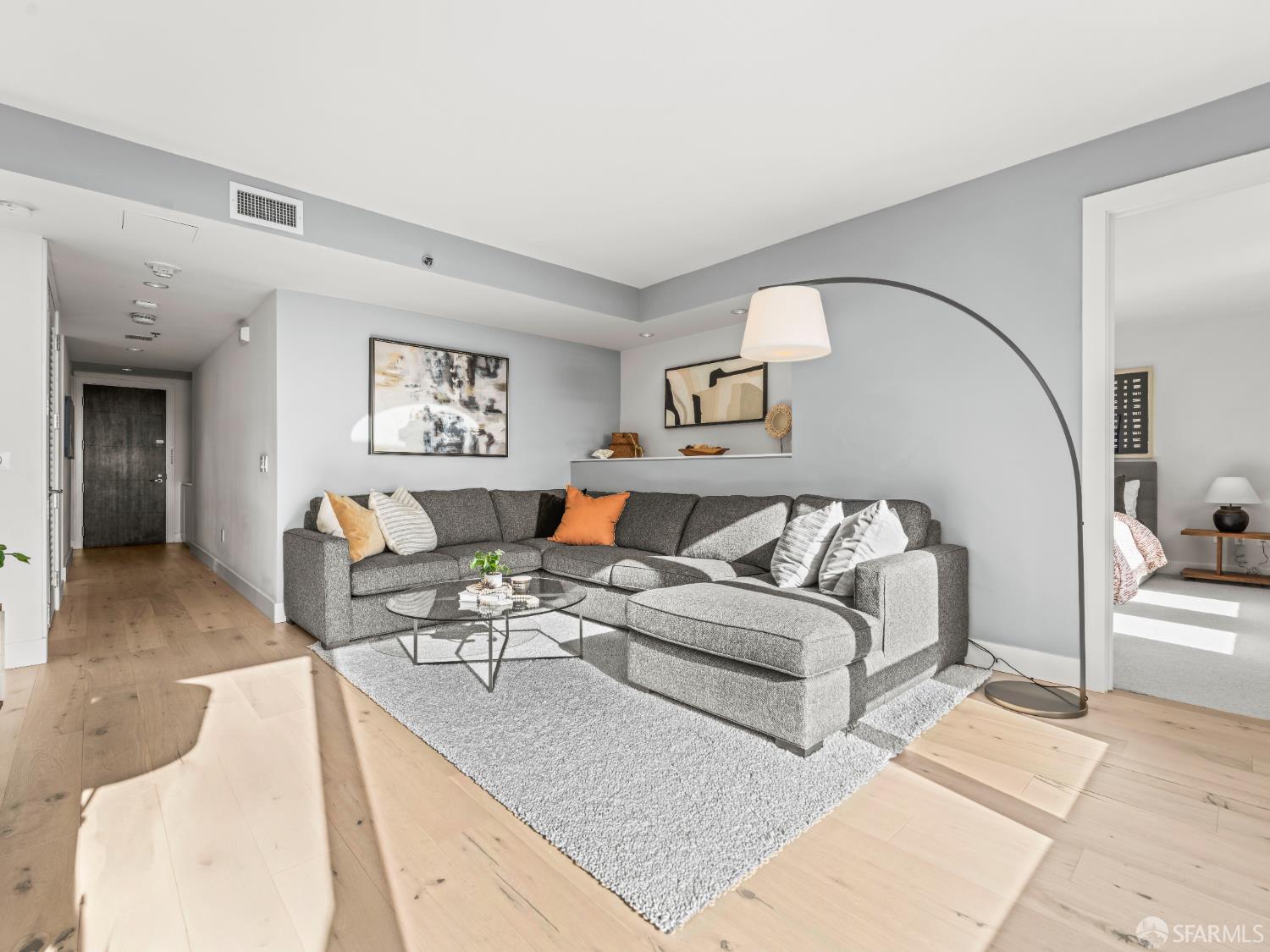 219 Brannan Street #16K - Photo 5