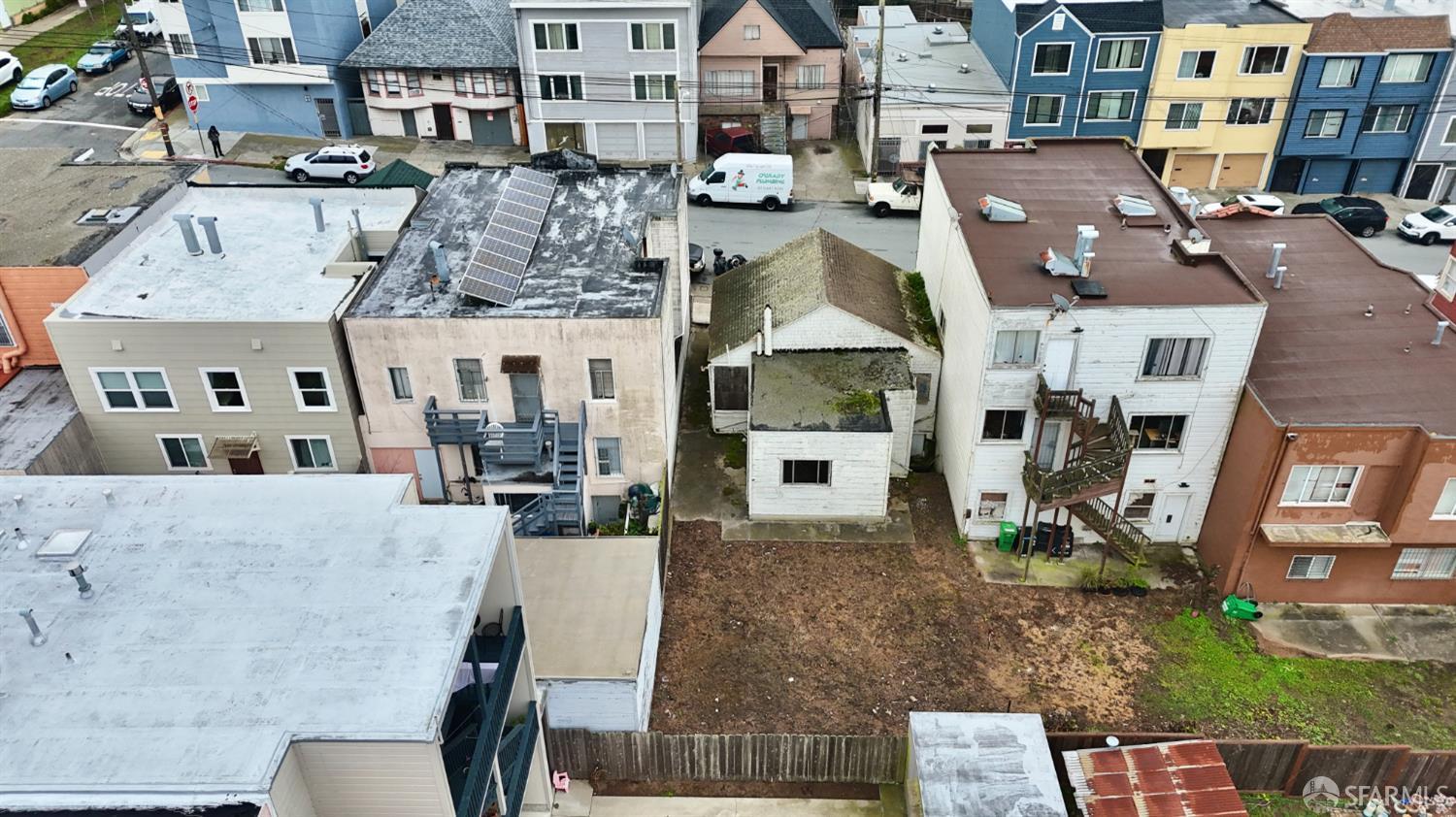 431 Plymouth Avenue - Photo 3