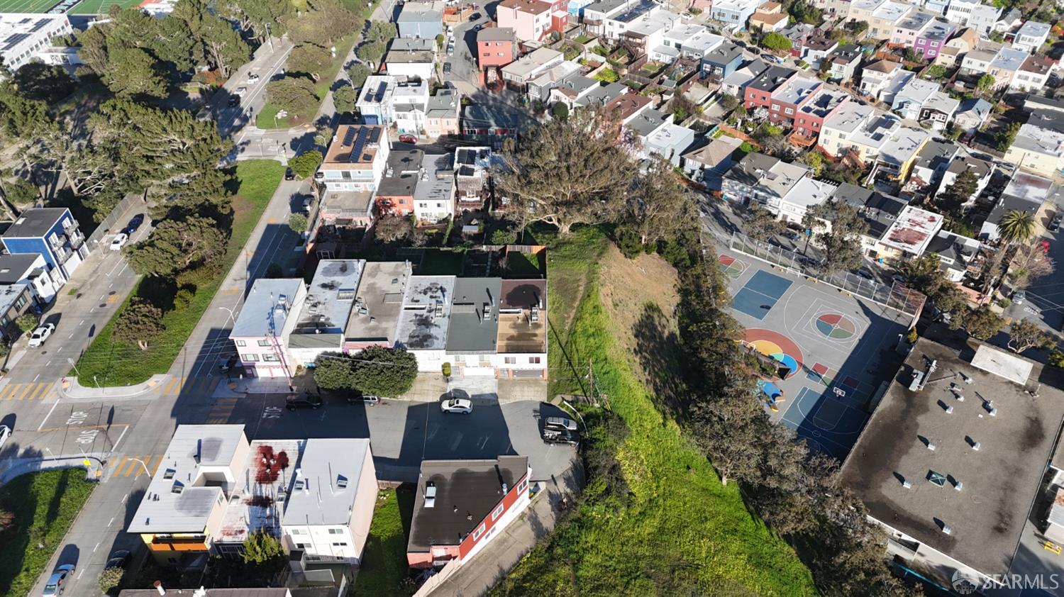 82 Delta Street - Photo 4