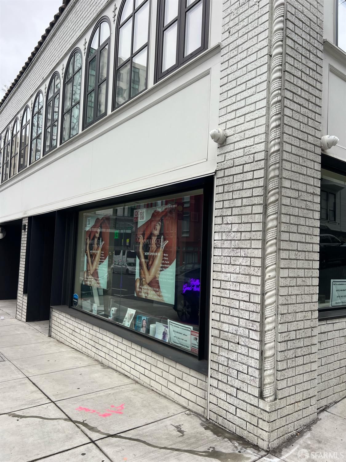 1525 Franklin Street - Photo 2
