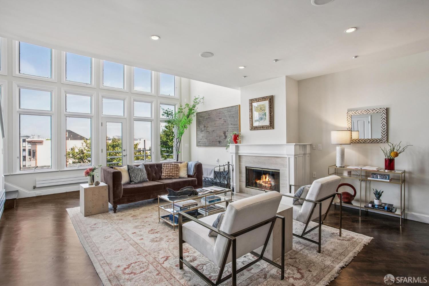 2550 Greenwich Street - Main photo