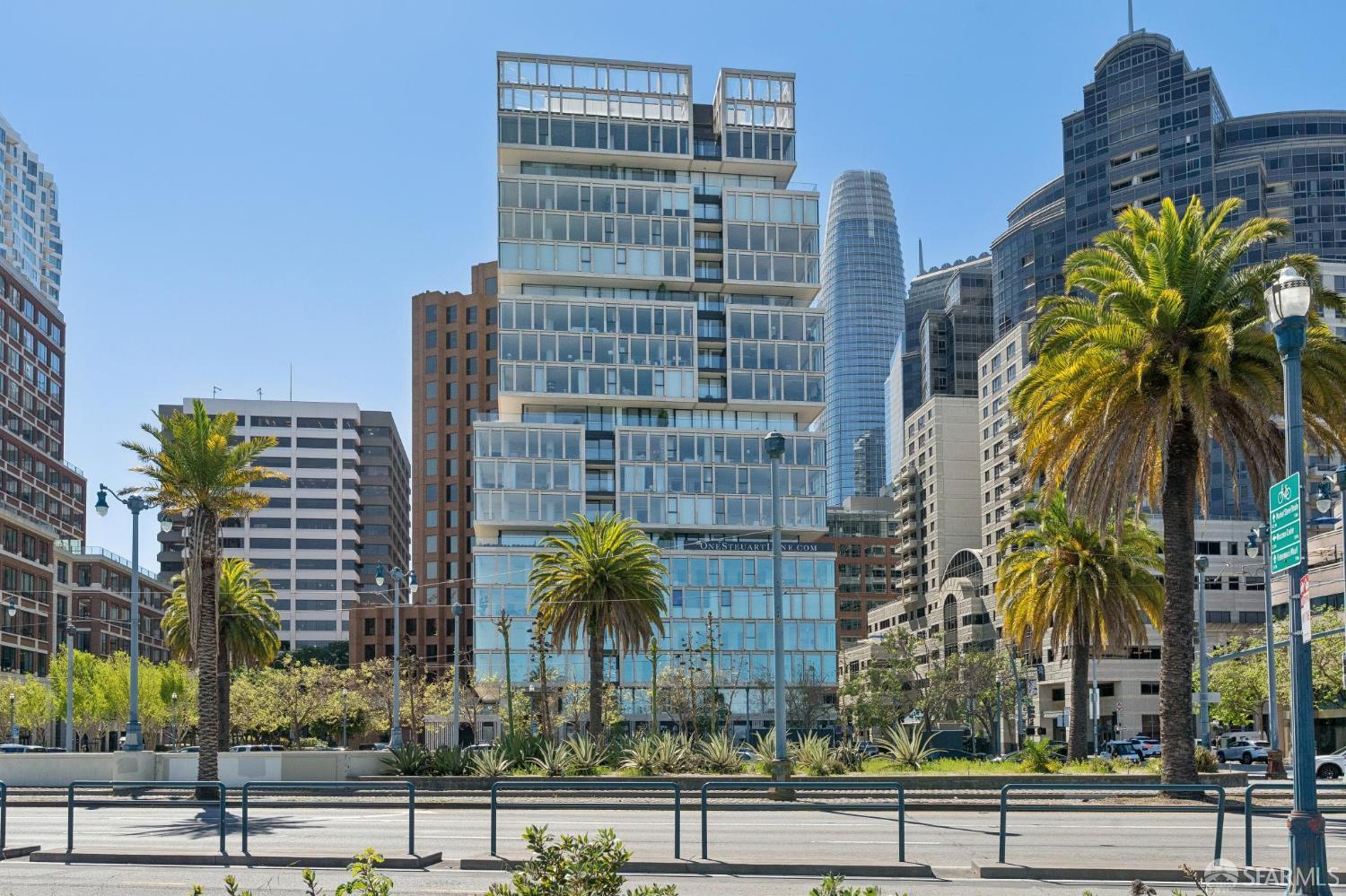 1 Steuart Lane #302 - Photo 2