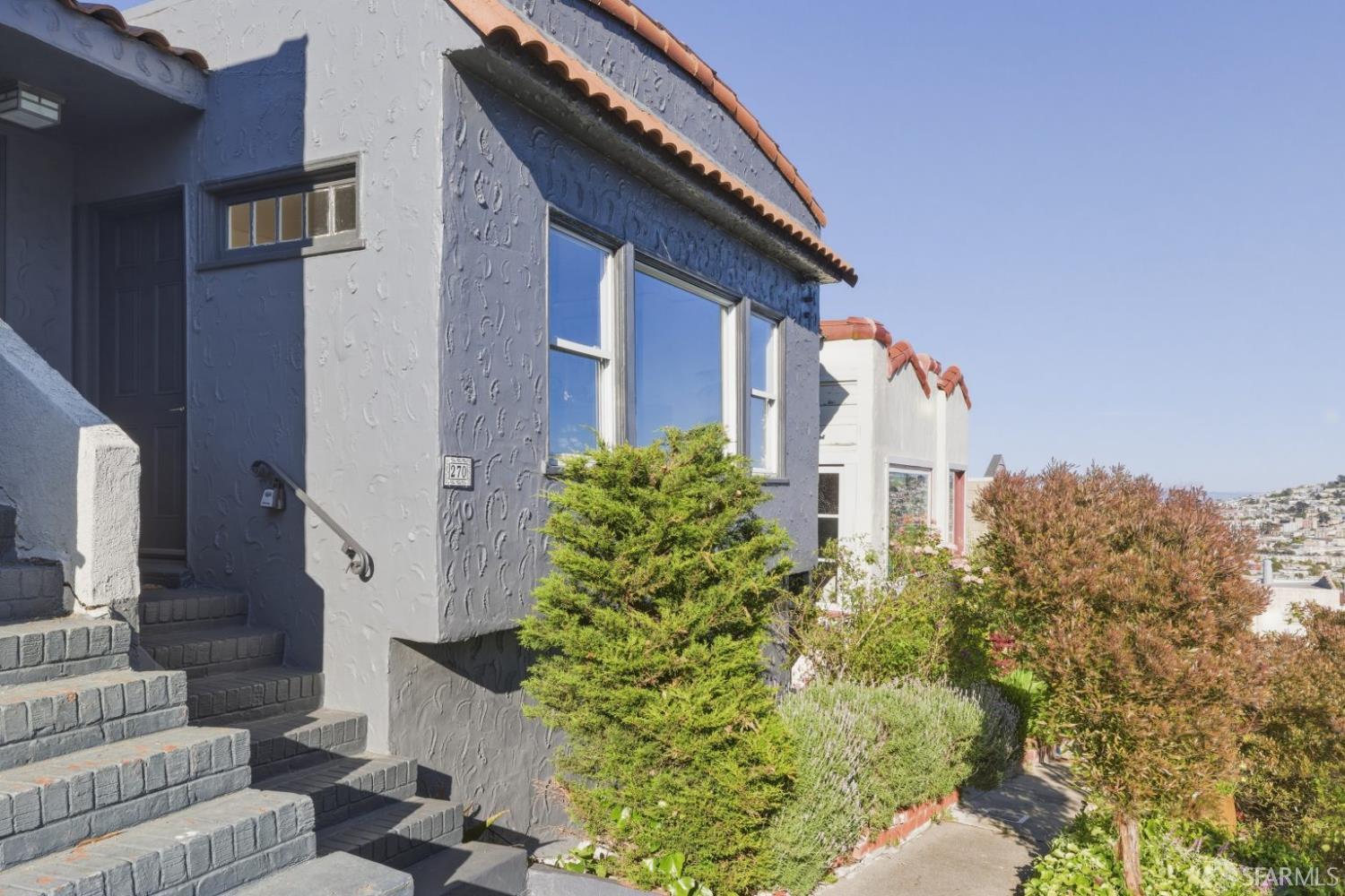270 Judson Avenue - Photo 3