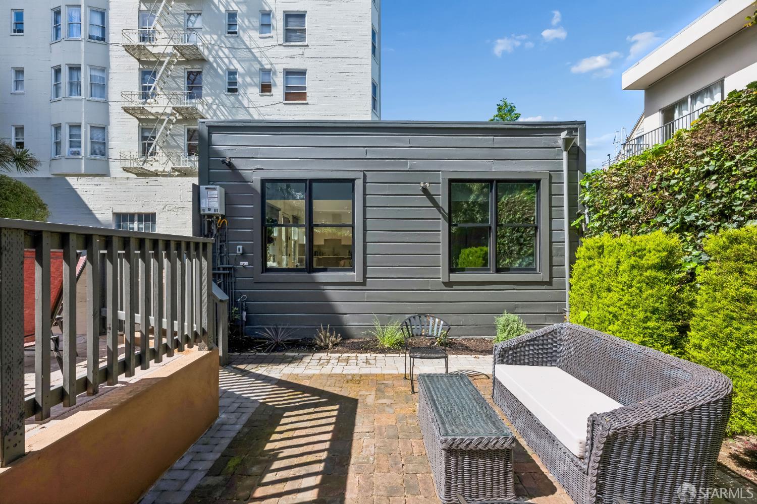 1756 Broadway Street - Photo 3