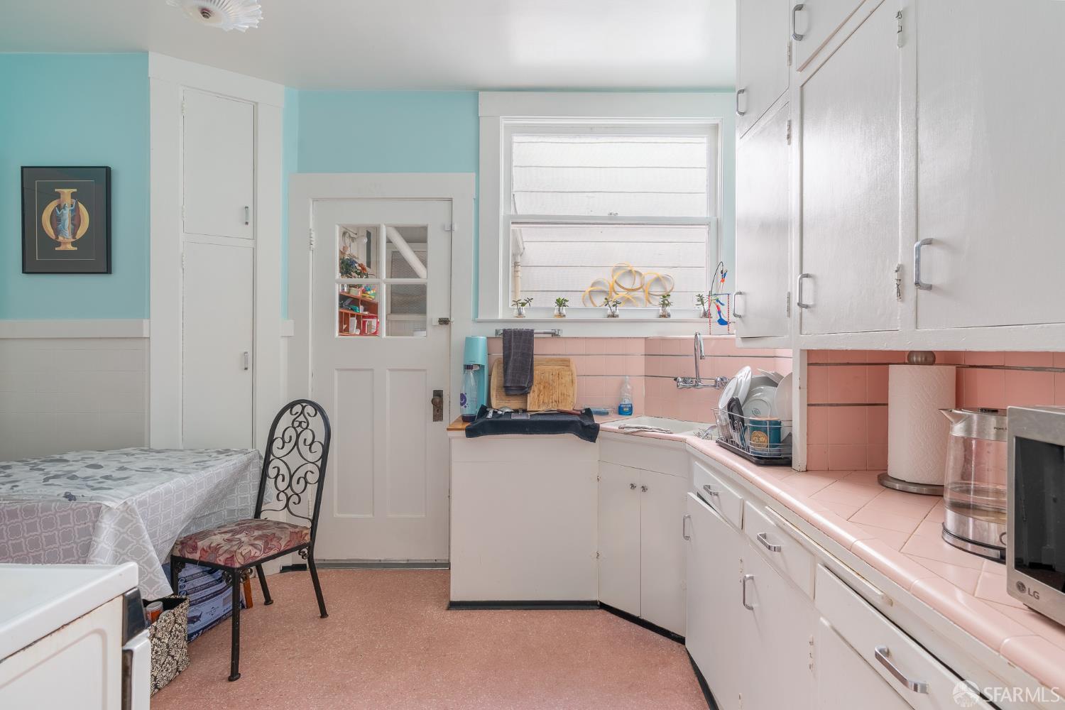 2139 Taraval Street - Photo 5
