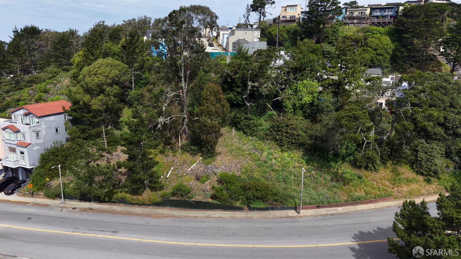 1230 Twin Peaks Boulevard - Photo 4