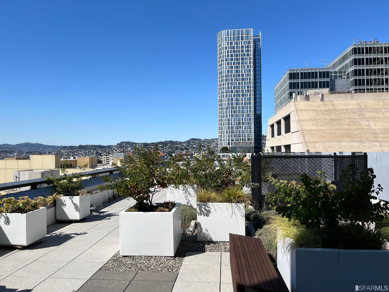 1400 Mission Street #701 - Photo 2