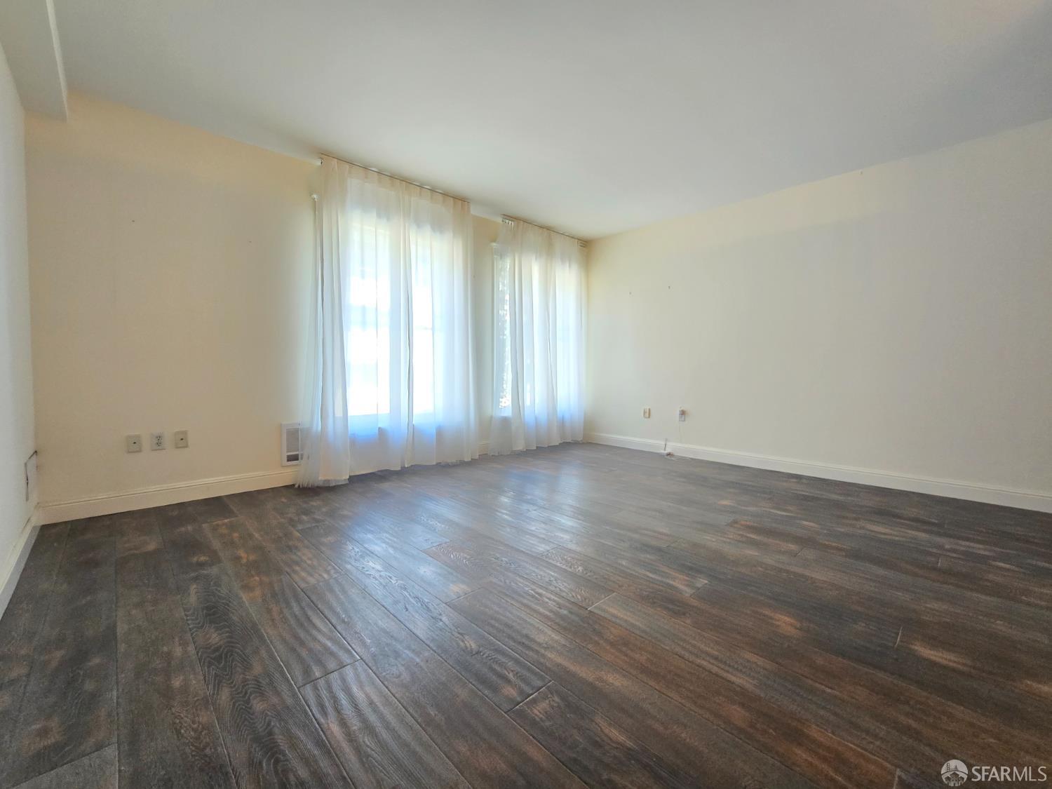 140 South Van Ness Avenue #341 - Photo 4