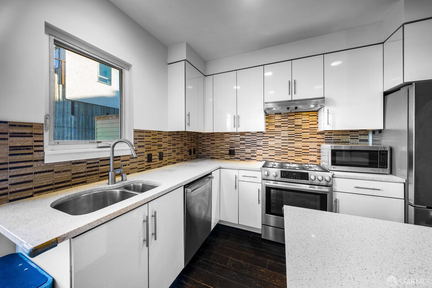 263 Friedell Street - Photo 3