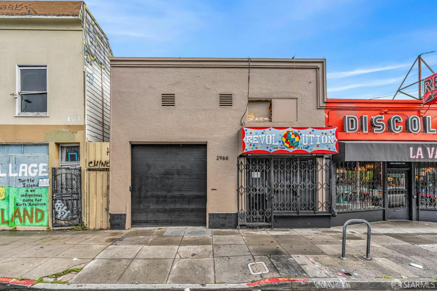 2966 24th Street - Photo 2