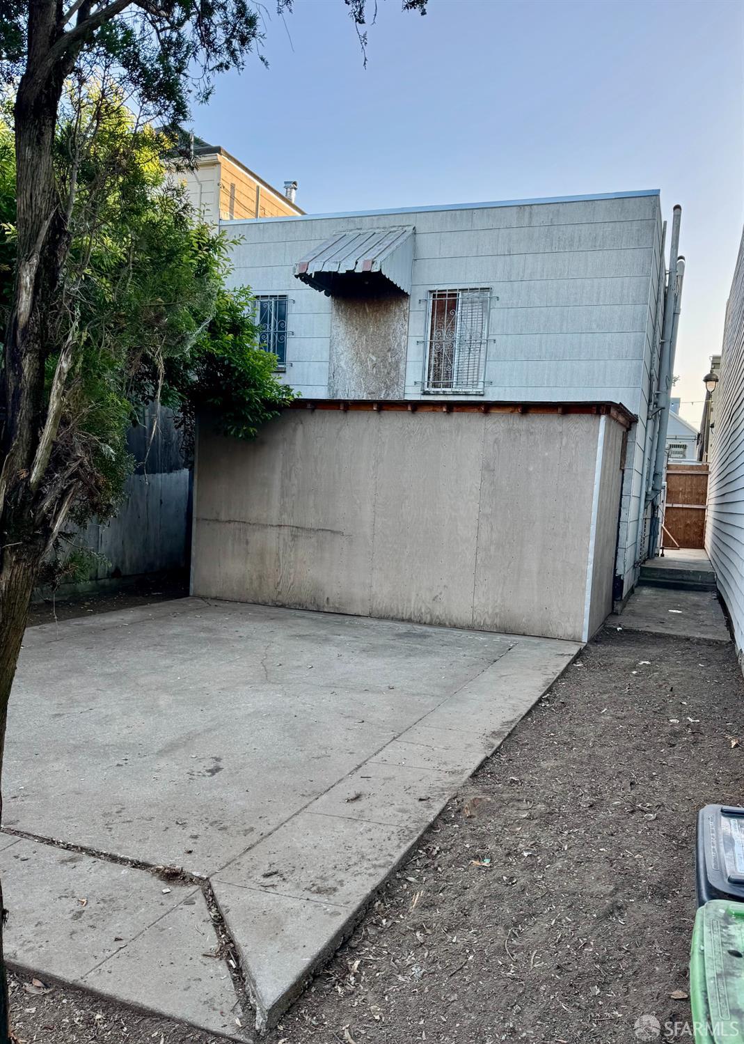 2775 San Bruno Avenue - Photo 3