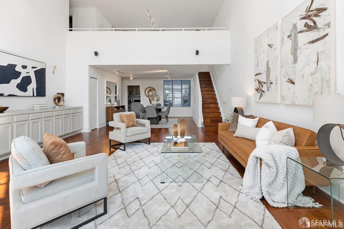 15 Lucerne Street #B - Photo 2