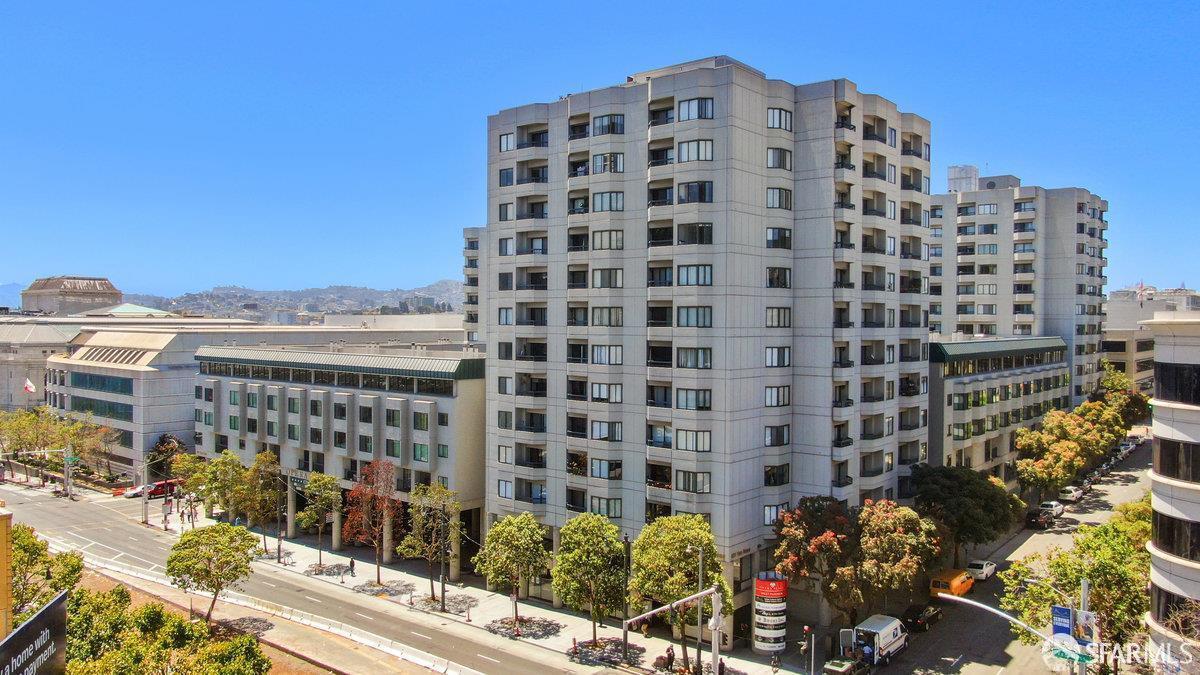601 Van Ness Avenue #110 - Photo 2