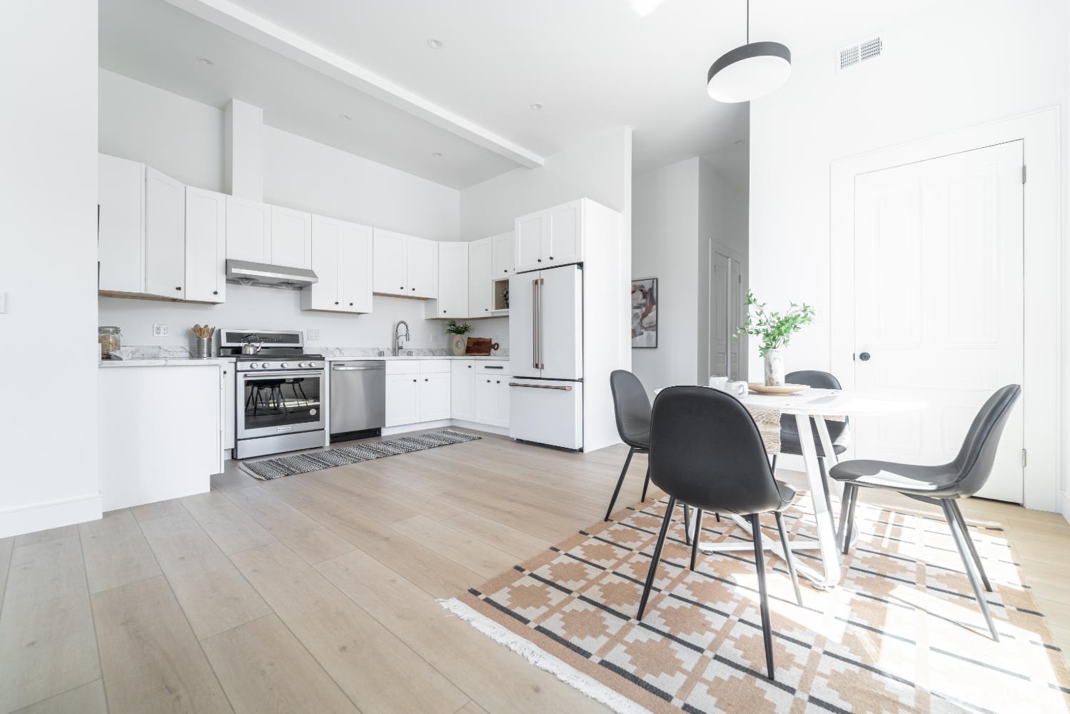1552 Palou Avenue - Main photo