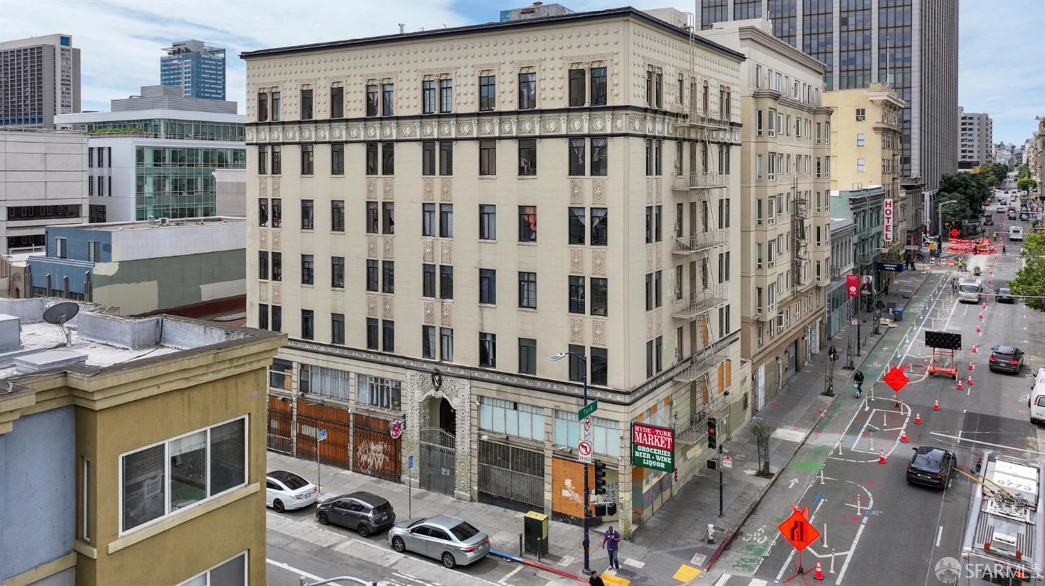 155 Hyde Street - Photo 2