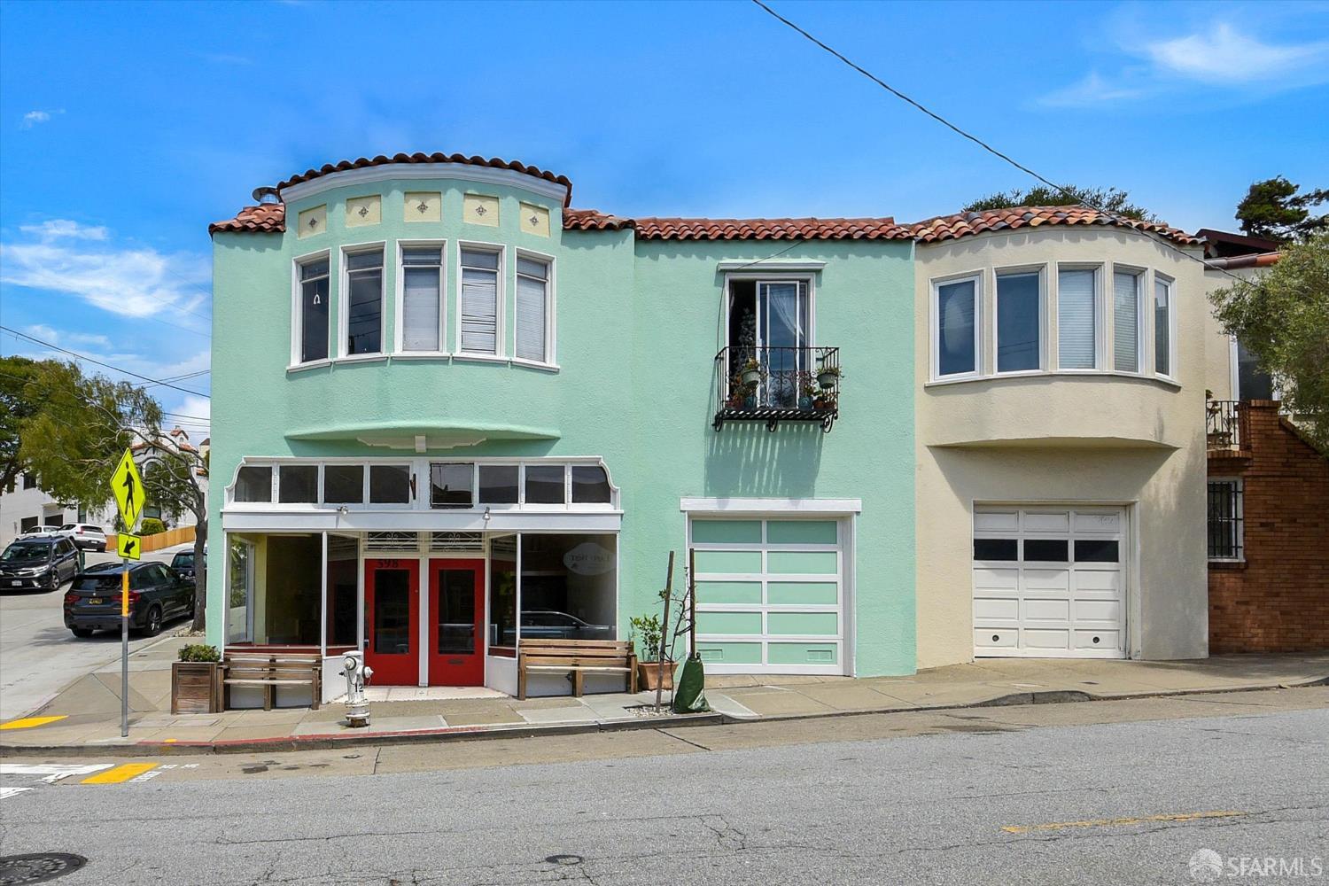3121-3125 Castro Street - Main photo