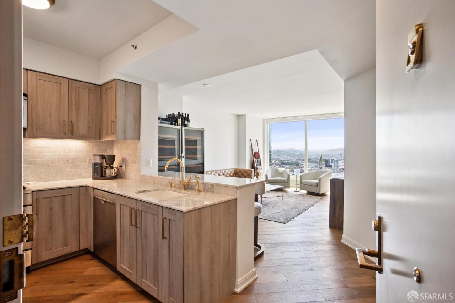 Selling a Condo at The Harrison (401 Harrison Street): 2026 Market & Pricing Guide