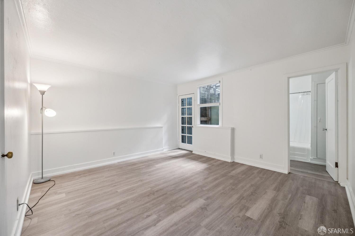 859-861 Baker Street - Photo 3