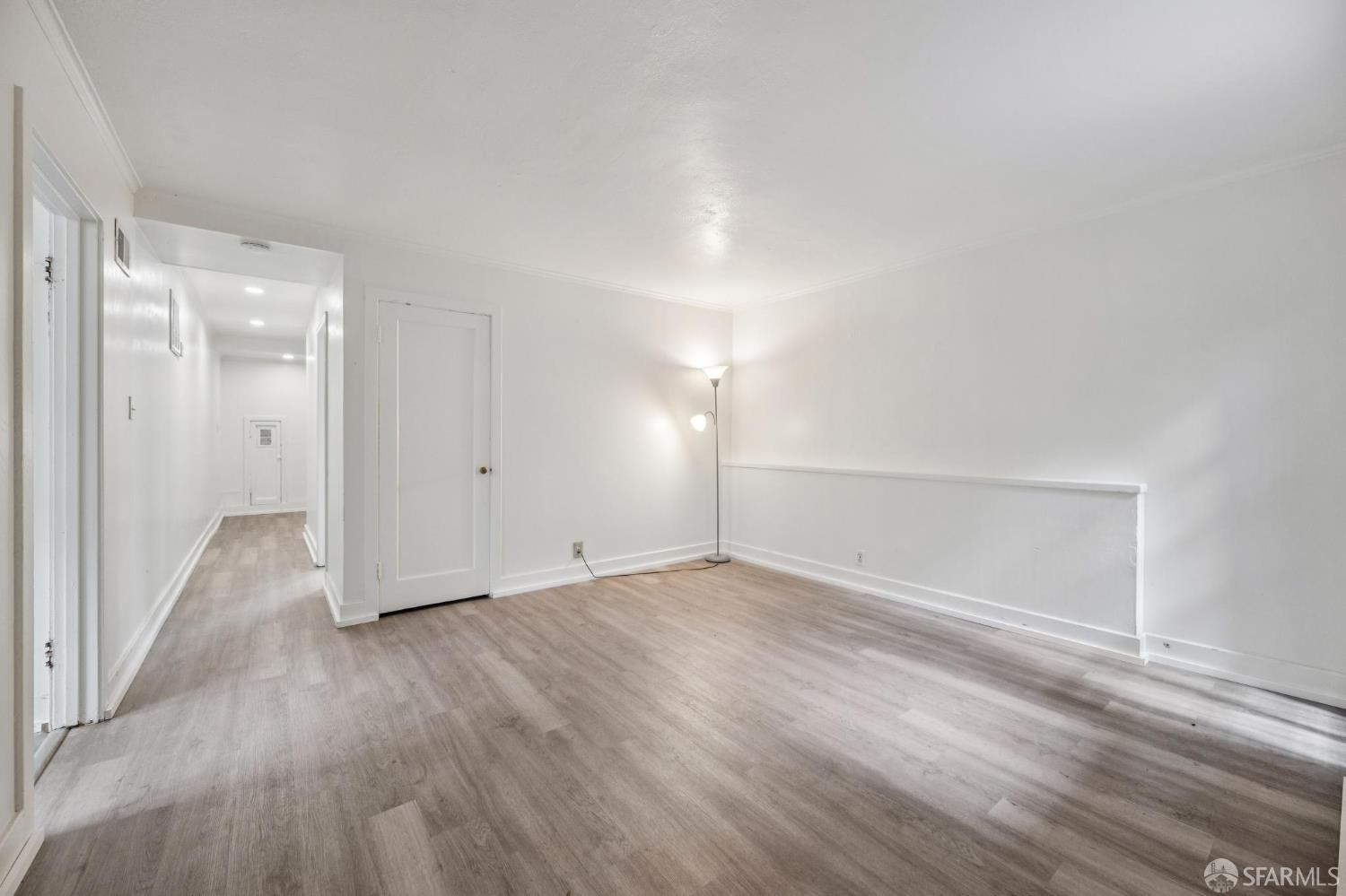 859-861 Baker Street - Photo 4