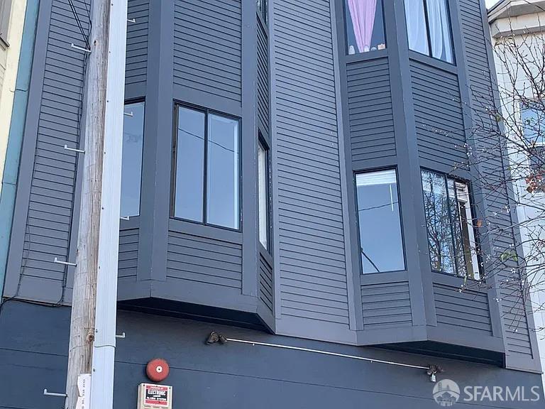 395 Van Ness Avenue - Main photo