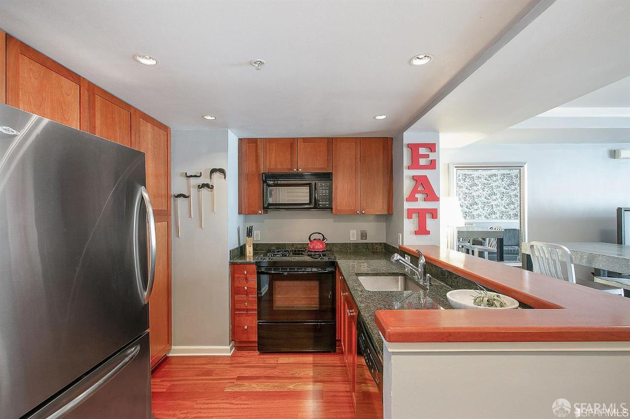 400 Beale Street #1008 - Photo 5