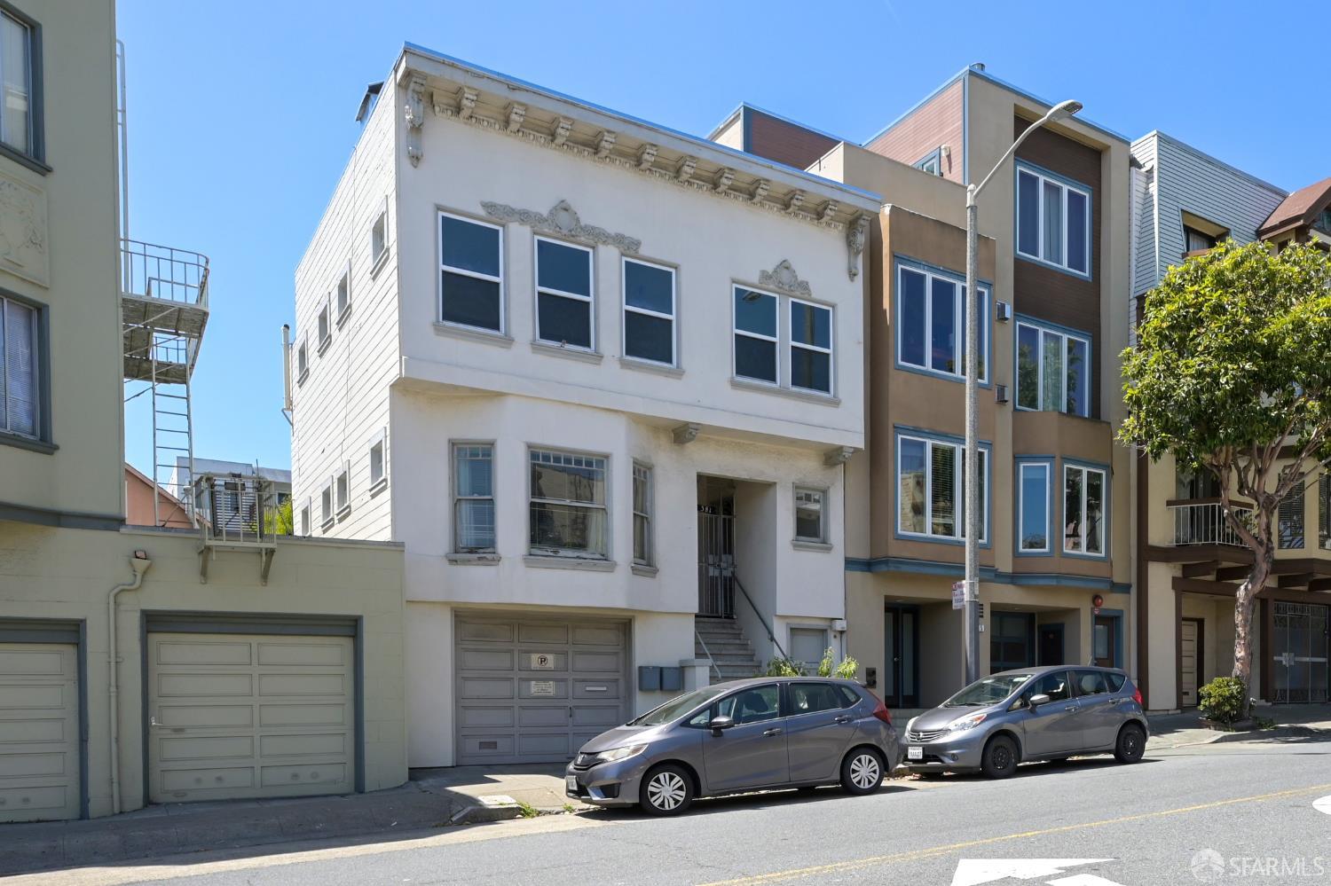 379-381 25th Avenue - Photo 2