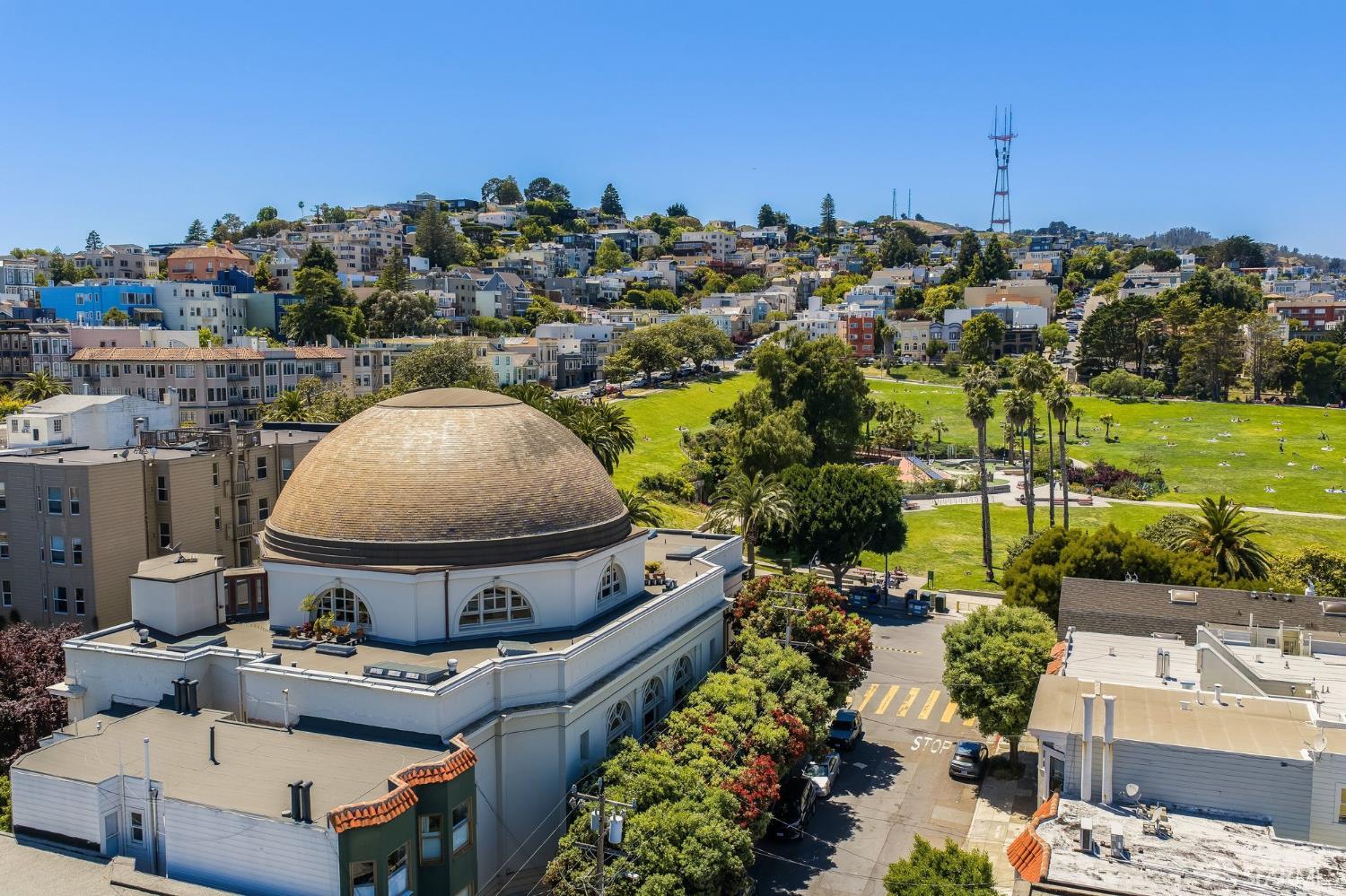 653 Dolores Street - Photo 4