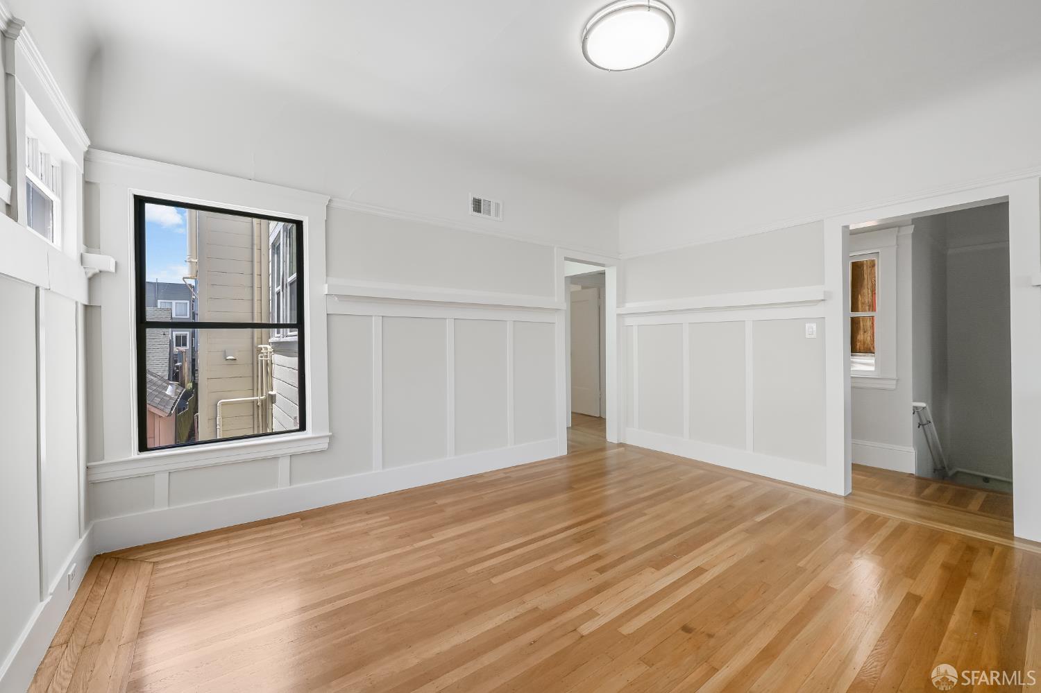 379-381 25th Avenue - Photo 5