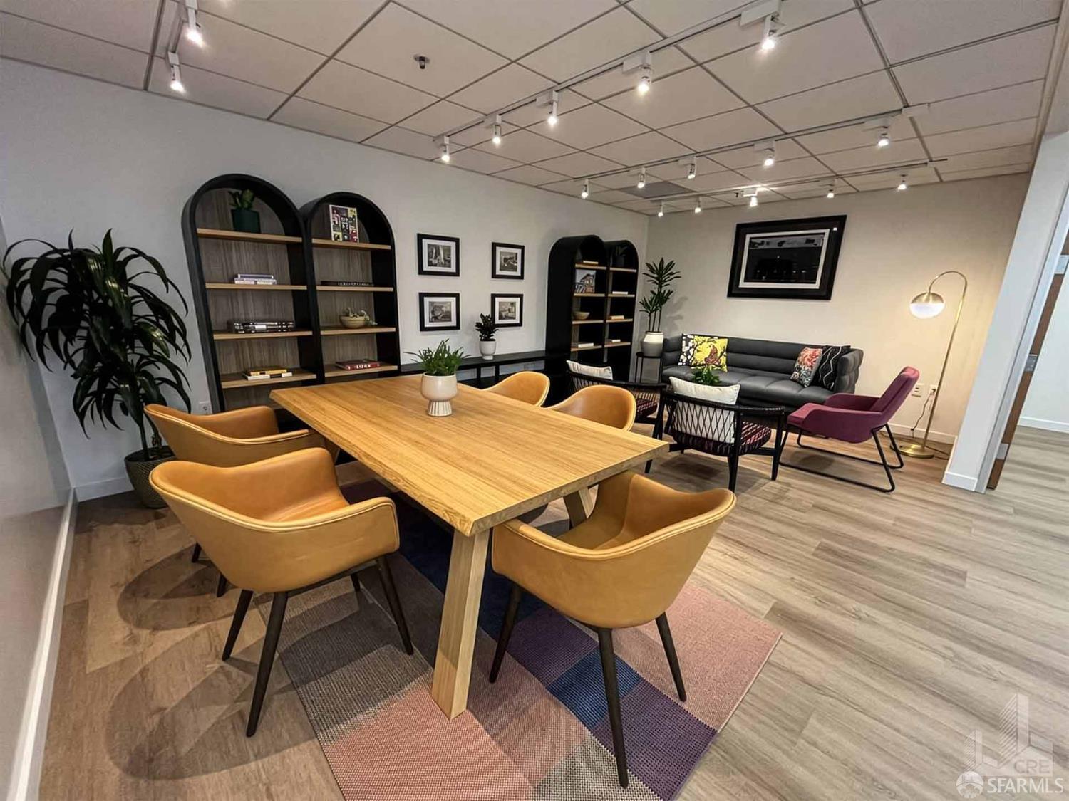 290 King Street - Photo 2