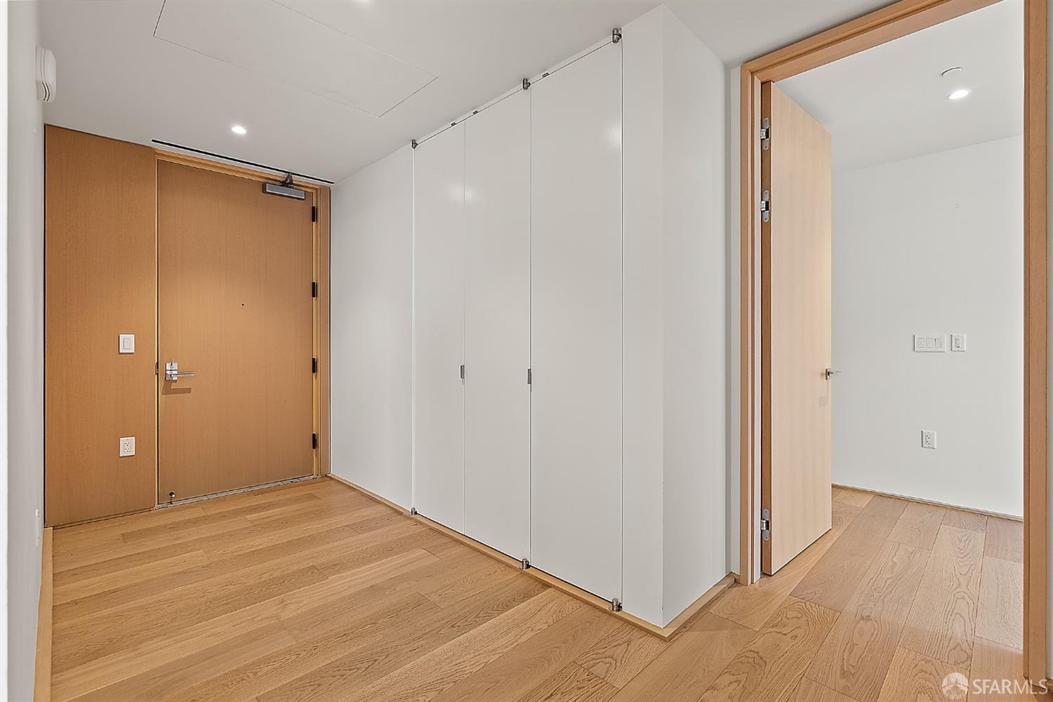 1 Steuart Lane #905 - Photo 3