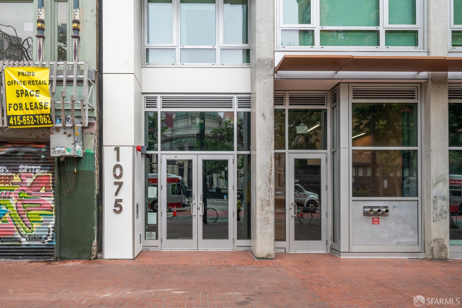 1075 Market Street #412 - Photo 5