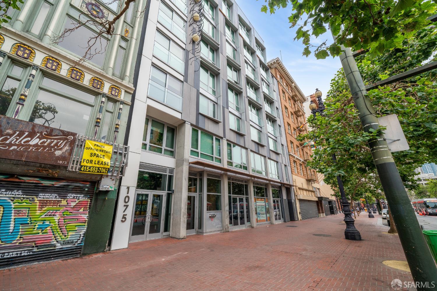 1075 Market Street #412 - Photo 3