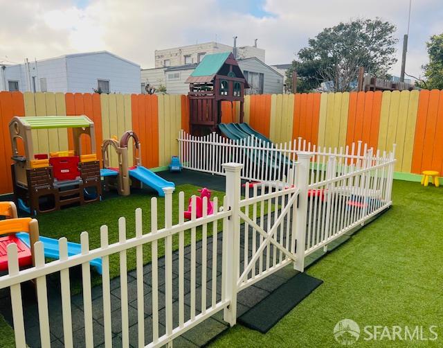 2124 Taraval Street - Photo 3