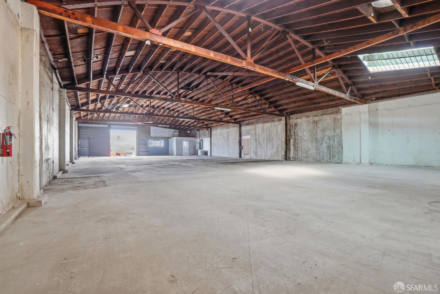 1450 Wallace Avenue - Photo 4
