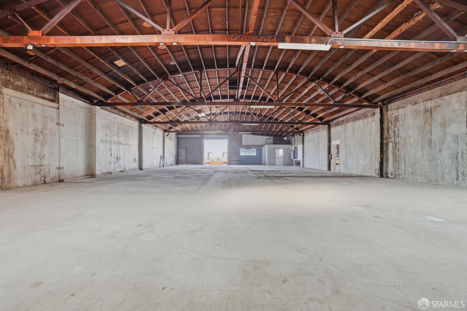 1450 Wallace Avenue - Photo 3