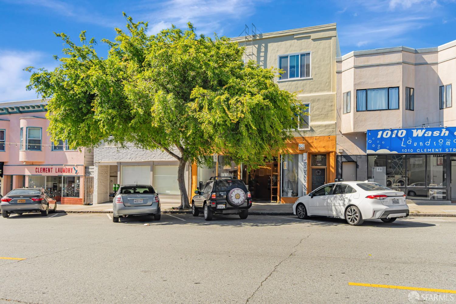 1014 Clement Street - Photo 2