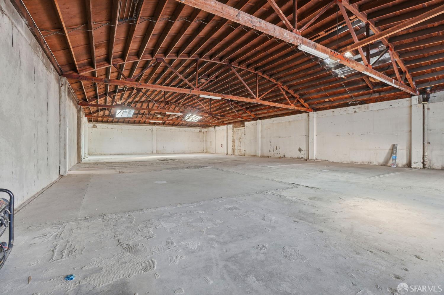 1450 Wallace Avenue - Photo 2