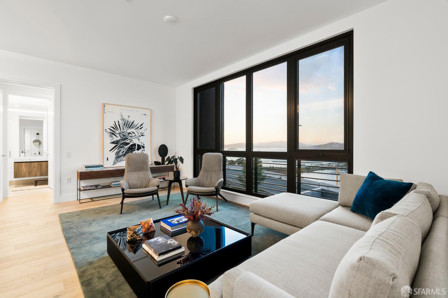 1 Bristol Court #206 - Photo 4