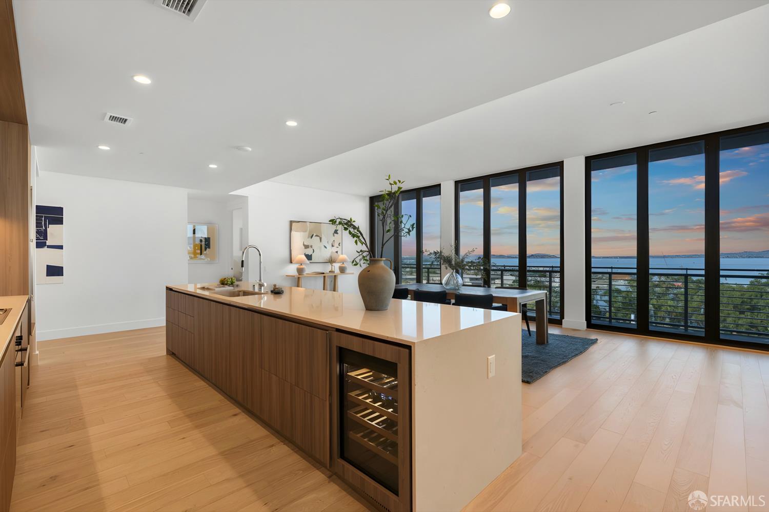 1 Bristol Court #403 - Photo 3