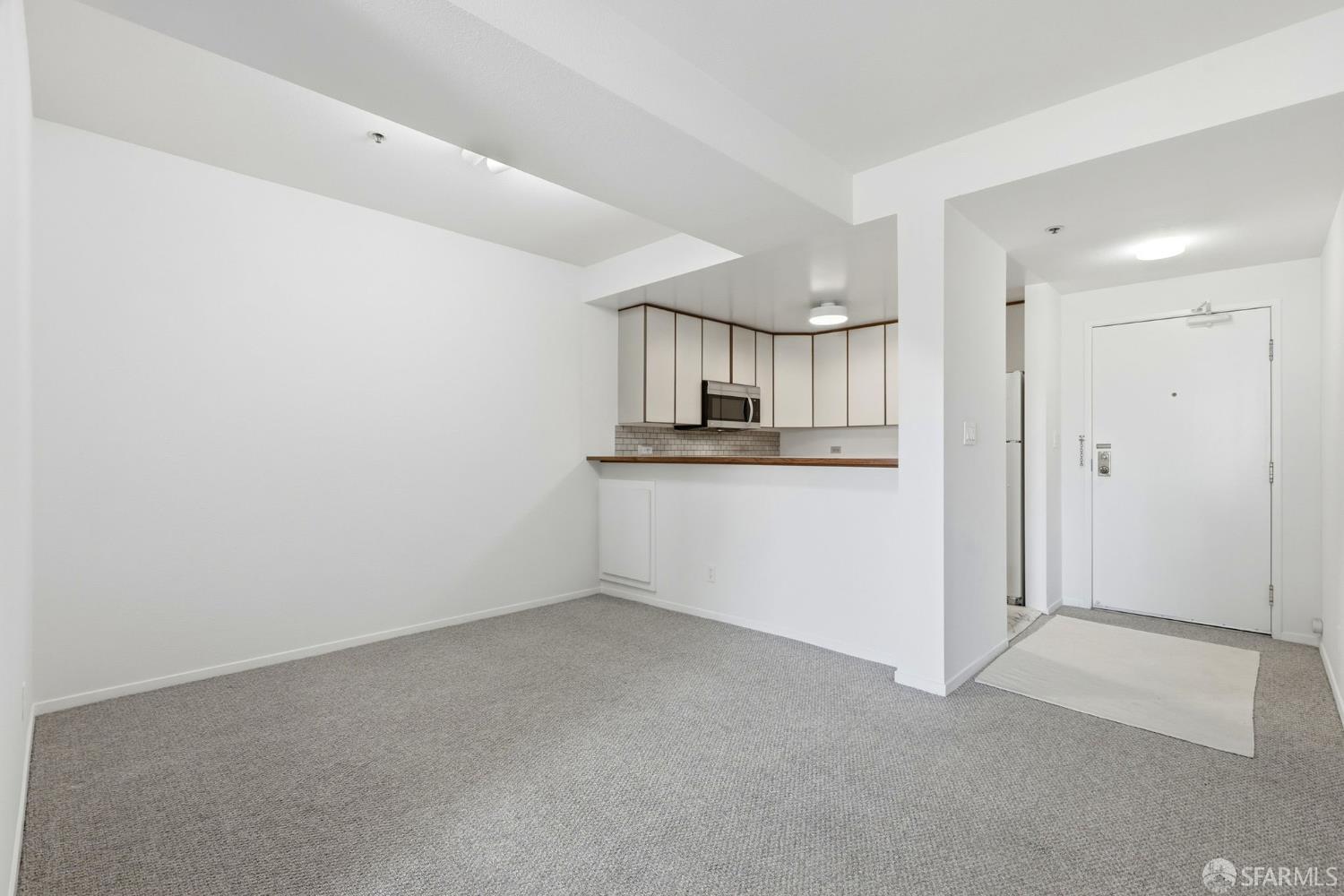 601 Van Ness Avenue #212 - Photo 5