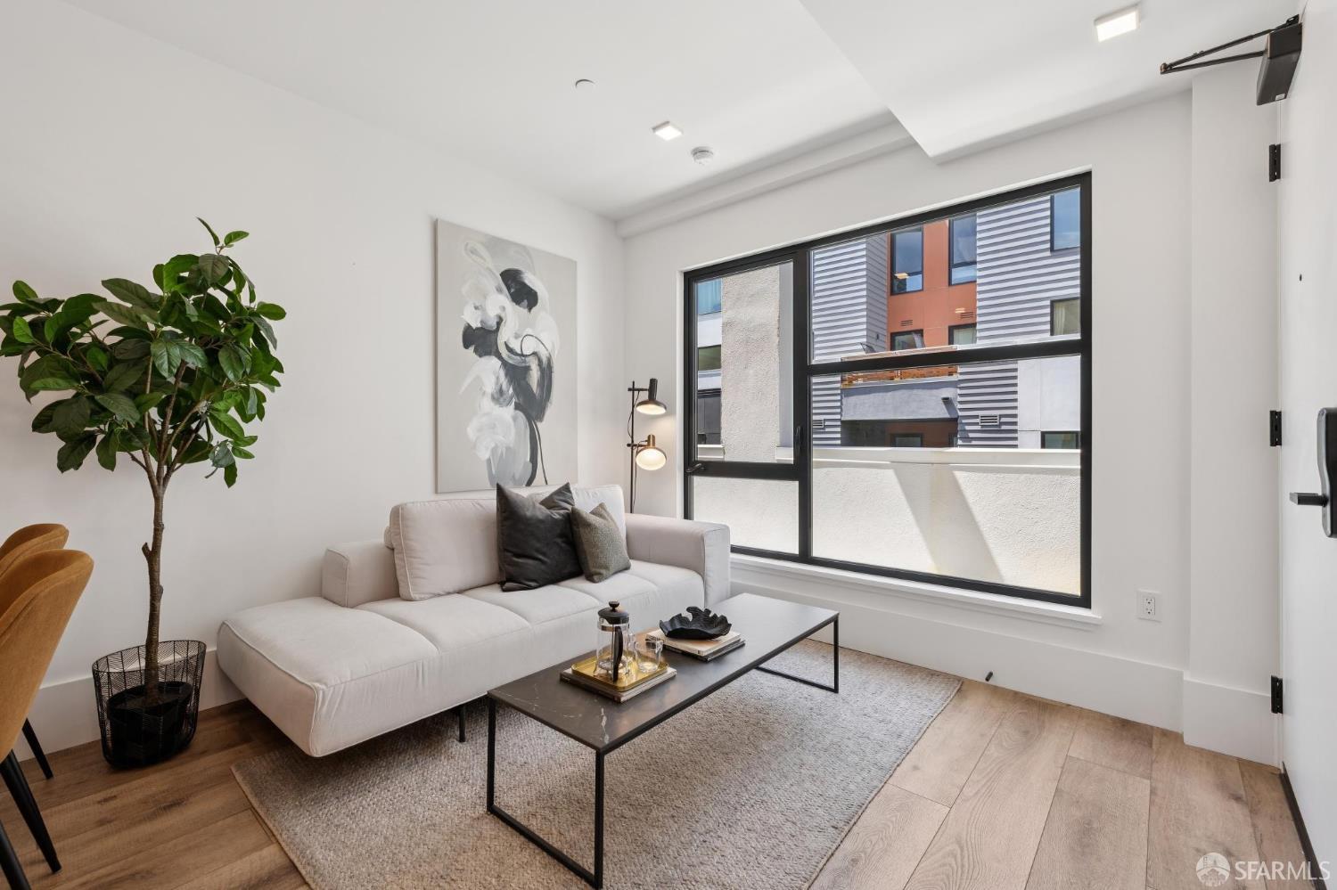 1288 Howard Street #330 - Photo 2