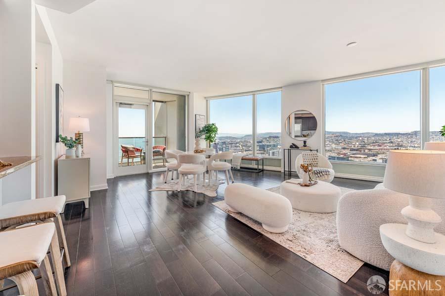 425 1st Street #3703 - Photo 2